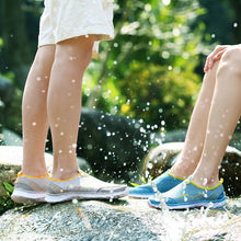 Load image into Gallery viewer, Summer Outdoor Shoes Men Women Lightweight Breathable Mesh Creek Beach Quick Dry